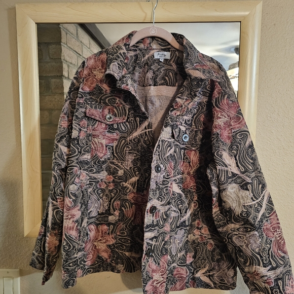 Women's Patterned Jacket - Picture 1 of 4
